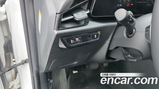 Kia Niro EV Air 2023 — фото 12