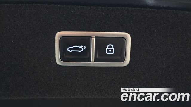 Genesis G90 (RS4) Gasoline 3.5 Turbo AWD 2022 — фото 16
