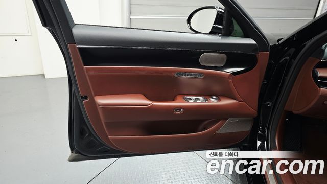 Genesis G90 (RS4) Gasoline 3.5 Turbo AWD 2022 — фото 24