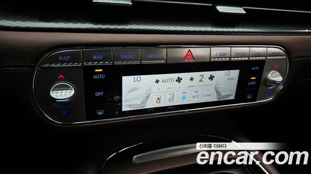 Genesis G90 (RS4) Gasoline 3.5 Turbo AWD 2022 — фото 29