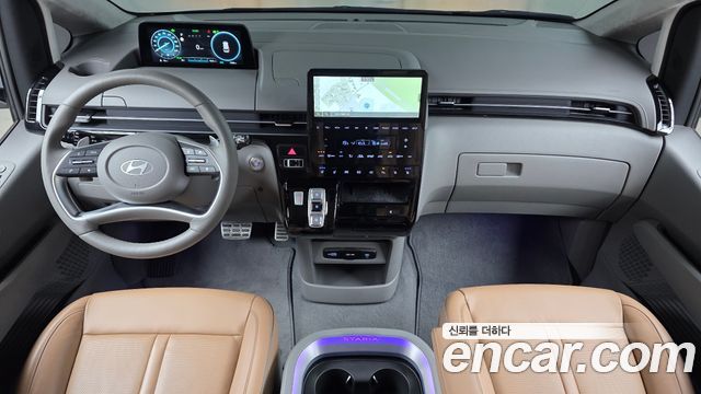 Hyundai Staria HEV 1.6 Lounge 7-Seater Inspiration 2025 — фото 7
