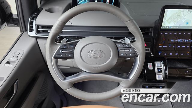 Hyundai Staria HEV 1.6 Lounge 7-Seater Inspiration 2025 — фото 19