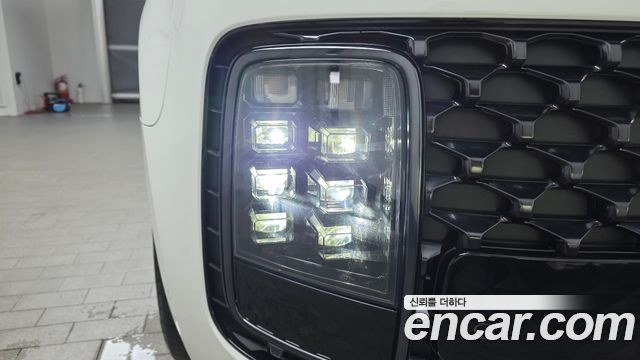 Hyundai Staria HEV 1.6 Lounge 7-Seater Inspiration 2025 — фото 28