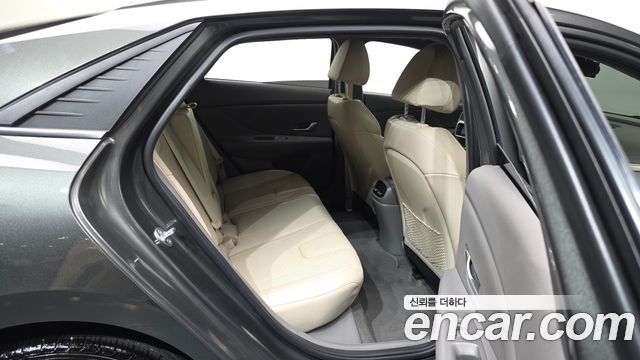 Hyundai Avante (CN7) 1.6 Inspiration 2023 — фото 16
