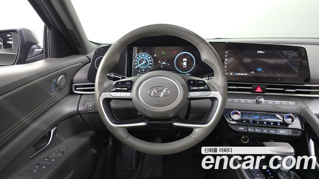 Hyundai Avante (CN7) 1.6 Inspiration 2023 — фото 17