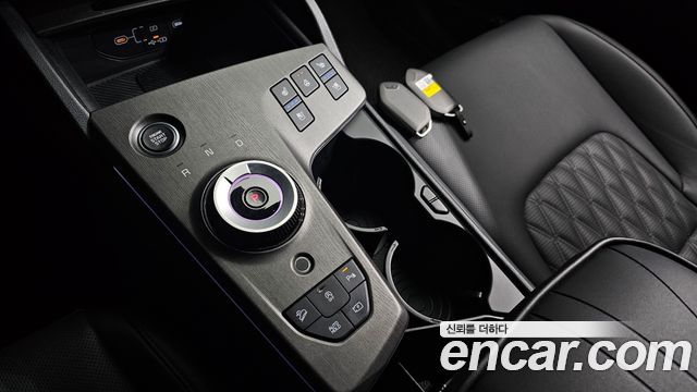Kia Sportage (V) Gasoline 1.6 Turbo 2WD Signature 2025 — фото 9