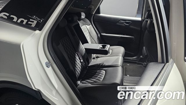 Kia Sportage (V) Gasoline 1.6 Turbo 2WD Signature 2025 — фото 11