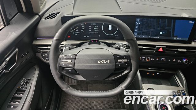 Kia Sportage (V) Gasoline 1.6 Turbo 2WD Signature 2025 — фото 13