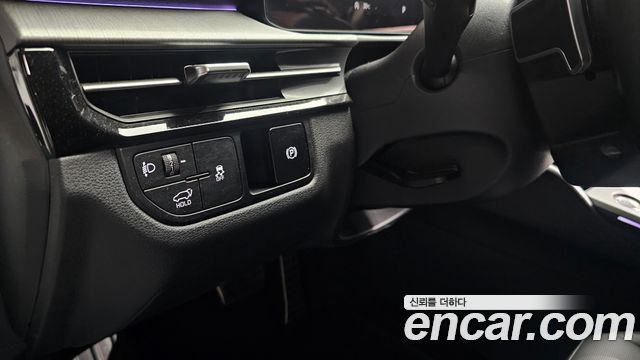 Kia Sportage (V) Gasoline 1.6 Turbo 2WD Signature 2025 — фото 16