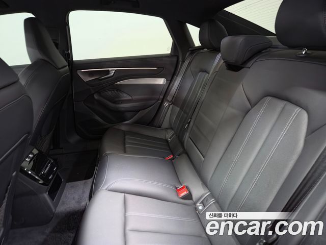 Audi A6 (C9) 40 TFSI S Line 2026 — фото 15