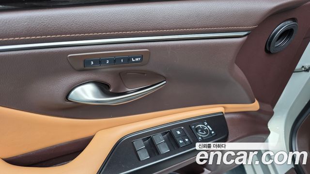 Lexus ES300h (VII) Luxury Plus 2019 — фото 20