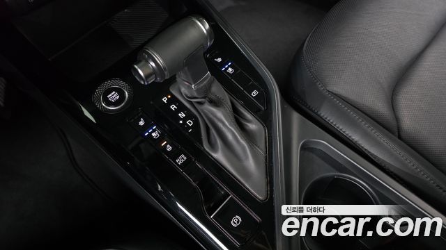 Kia Niro Prestige 2022 — фото 9
