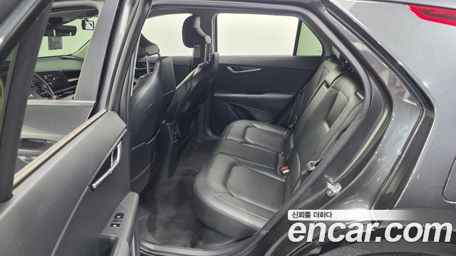 Kia Niro Prestige 2022 — фото 11