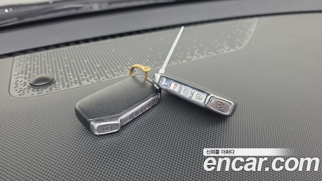 Kia Niro Prestige 2022 — фото 18