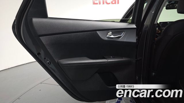 Kia K3 (II) 1.6 Prestige 2022 — фото 25