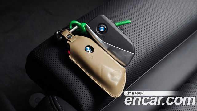 BMW 5 Series (G60) 520i Special Edition 2025 — фото 17