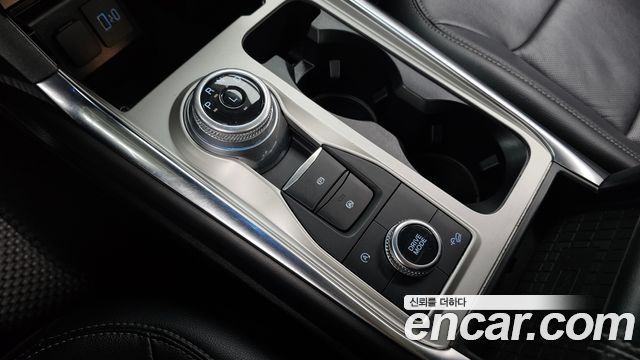 Ford Explorer (VI) 2.3 LimIted 4WD 2021 — фото 9