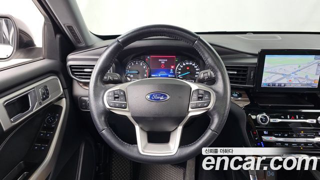 Ford Explorer (VI) 2.3 LimIted 4WD 2021 — фото 13