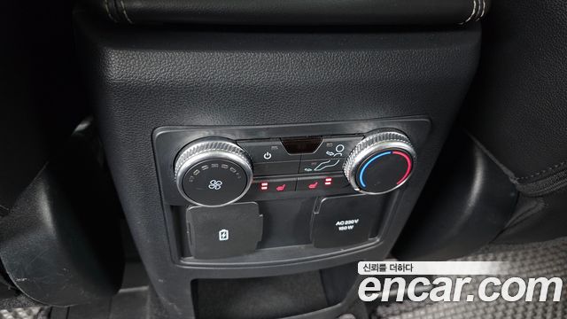 Ford Explorer (VI) 2.3 LimIted 4WD 2021 — фото 19