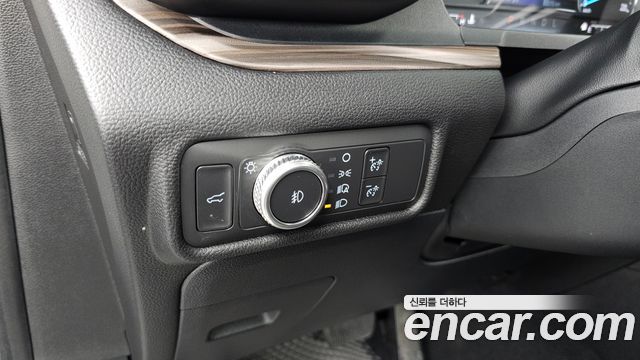 Ford Explorer (VI) 2.3 LimIted 4WD 2021 — фото 29
