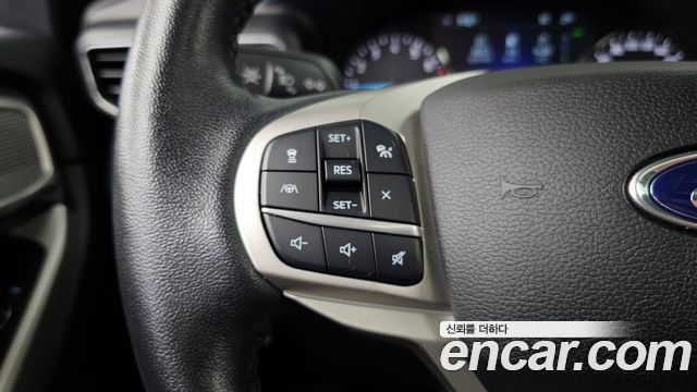 Ford Explorer (VI) 2.3 LimIted 4WD 2021 — фото 33