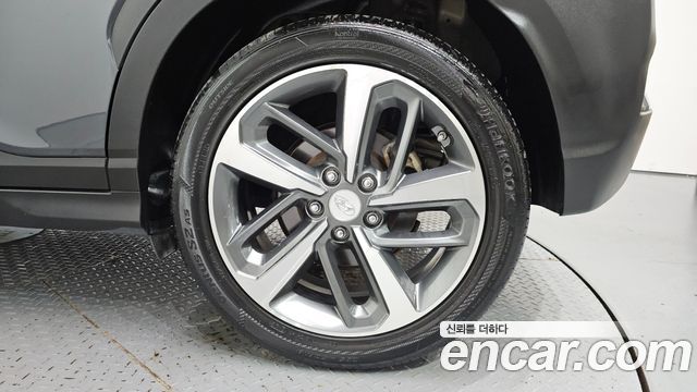 Hyundai Kona 1.6 Turbo 2WD Modern pop 2019 — фото 21