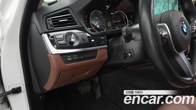 BMW 5 Series (F10) 520d M Aero Dynamic 2016 — фото 13