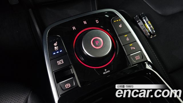 Kia Niro Plus Air 2024 — фото 9