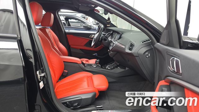 BMW 1 Series (F40) 120i M Sports 2021 — фото 11