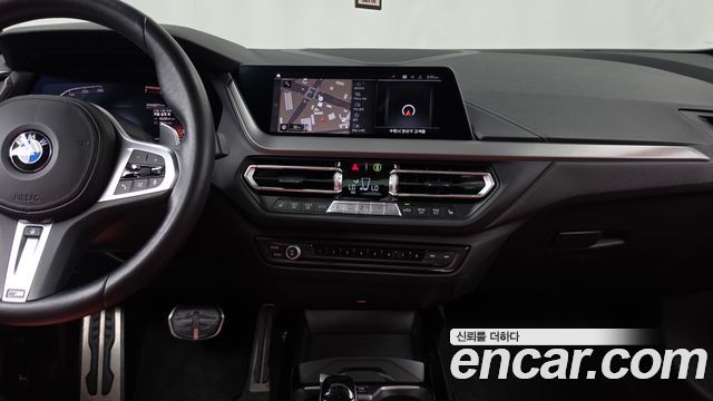 BMW 1 Series (F40) 120i M Sports 2021 — фото 14