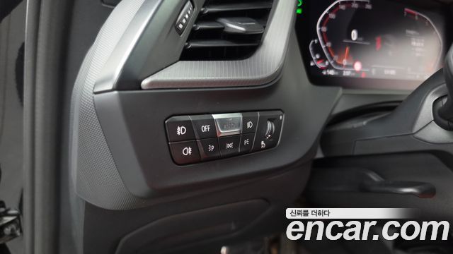 BMW 1 Series (F40) 120i M Sports 2021 — фото 27