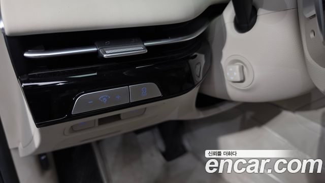 Genesis G80 (RG3) Gasoline 2.5 Turbo AWD 2025 — фото 18