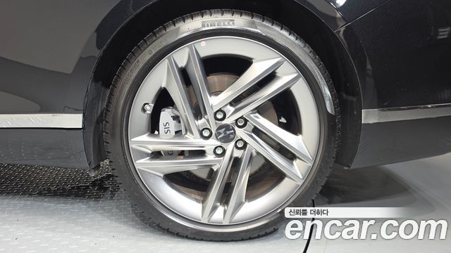 Genesis G80 (RG3) Gasoline 2.5 Turbo AWD 2025 — фото 21