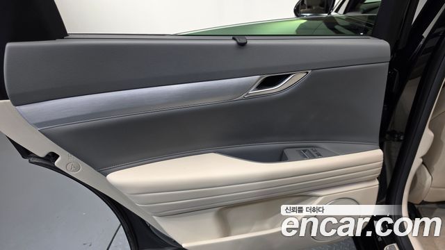 Genesis G80 (RG3) Gasoline 2.5 Turbo AWD 2025 — фото 25