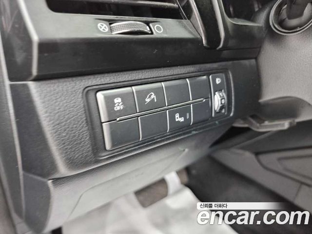 KG Mobility (SsangYong) Rexton Sports Diesel 2.2 2WD Prestige 2021 — фото 17