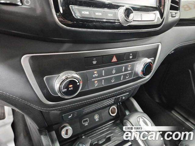 KG Mobility (SsangYong) Rexton Sports Diesel 2.2 2WD Prestige 2021 — фото 19