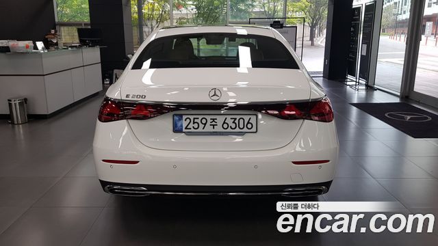 Mercedes-Benz E-Class (W214) E200 Avantgarde 2026 — фото 6
