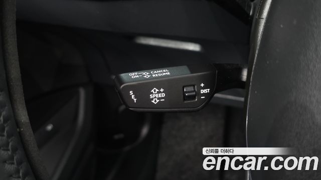 Audi e-tron 55 Quattro 2020 — фото 18