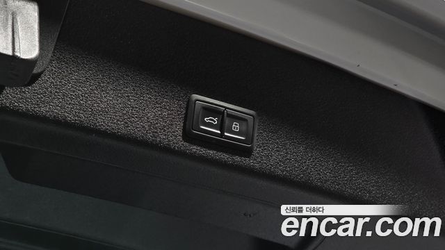 Audi e-tron 55 Quattro 2020 — фото 20