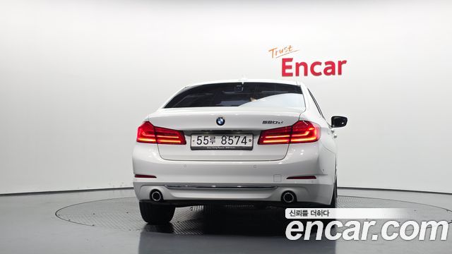 BMW 5 Series (G30) 520d Luxury Special Edition 2018 — фото 4