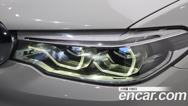 BMW 5 Series (G30) 520d Luxury Special Edition 2018 — фото 22