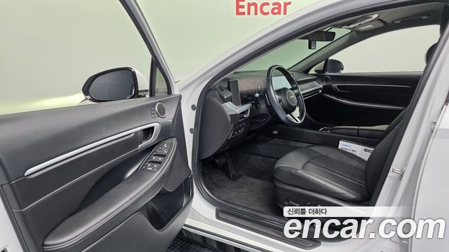 Hyundai Sonata The Edge (DN8) 2.0 Exclusive 2024 — фото 10