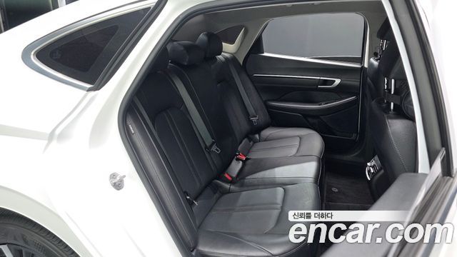 Hyundai Sonata The Edge (DN8) 2.0 Exclusive 2024 — фото 11