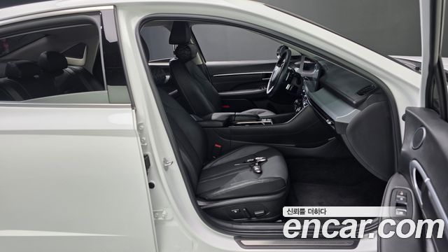 Hyundai Sonata The Edge (DN8) 2.0 Exclusive 2024 — фото 26