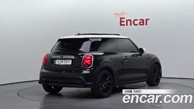 MINI Cooper 3Door Resolute Edition 3rd Gen 2023 — фото 2