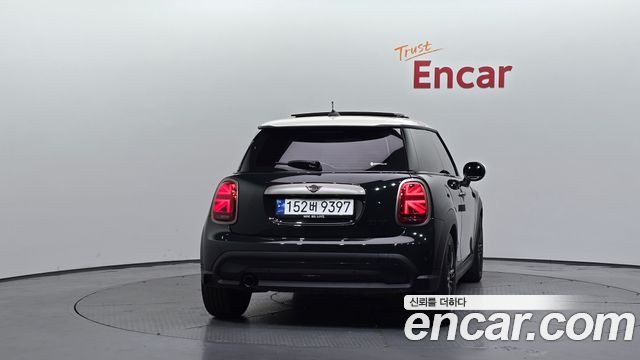 MINI Cooper 3Door Resolute Edition 3rd Gen 2023 — фото 4
