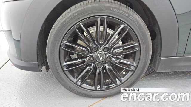 MINI Cooper 3Door Resolute Edition 3rd Gen 2023 — фото 5