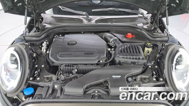 MINI Cooper 3Door Resolute Edition 3rd Gen 2023 — фото 6