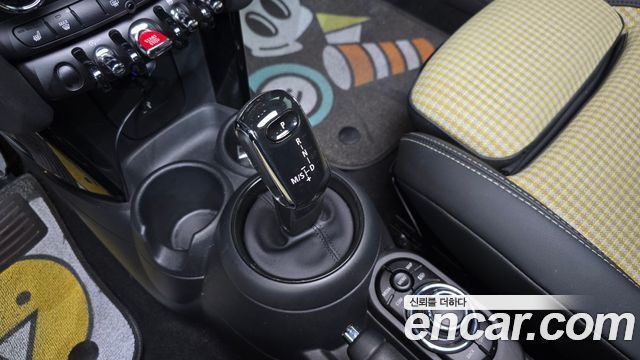 MINI Cooper 3Door Resolute Edition 3rd Gen 2023 — фото 9