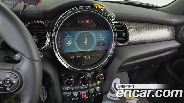 MINI Cooper 3Door Resolute Edition 3rd Gen 2023 — фото 18